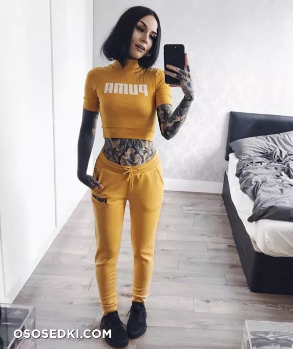 Monami Frost - 408