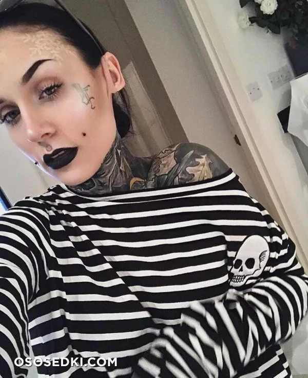 Monami Frost - 409