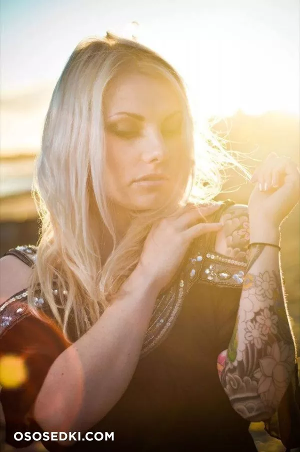 Charli Elizabeth - 21