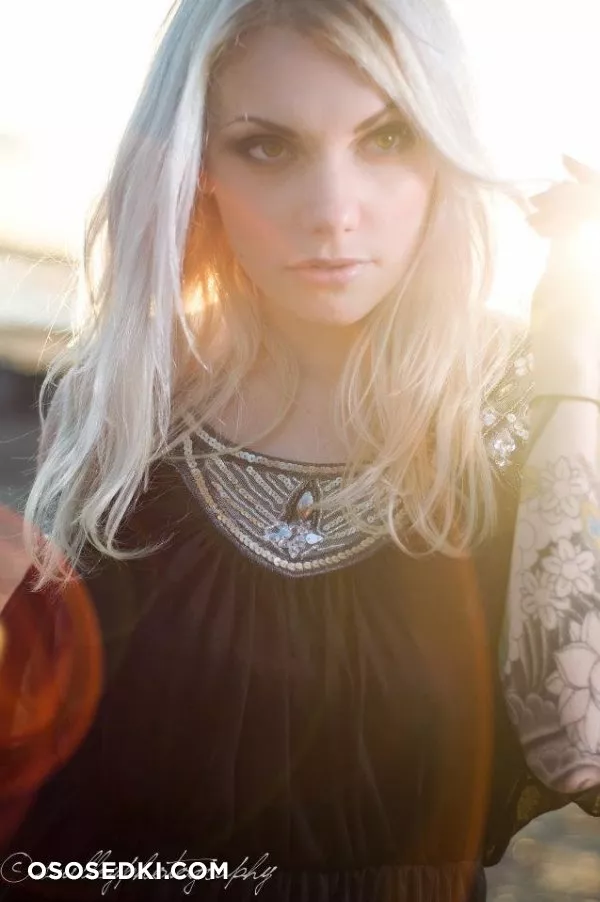 Charli Elizabeth - 25