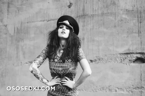 Victoria van Violence - 10