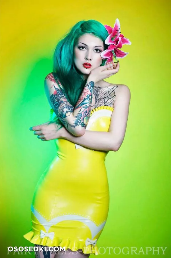 Victoria van Violence - 32