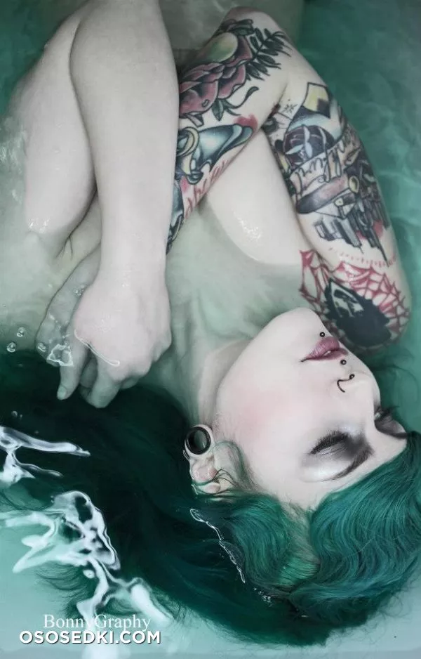 Victoria van Violence - 60