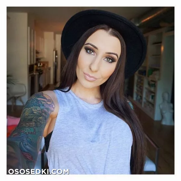 Taylah Jacksonn - 17