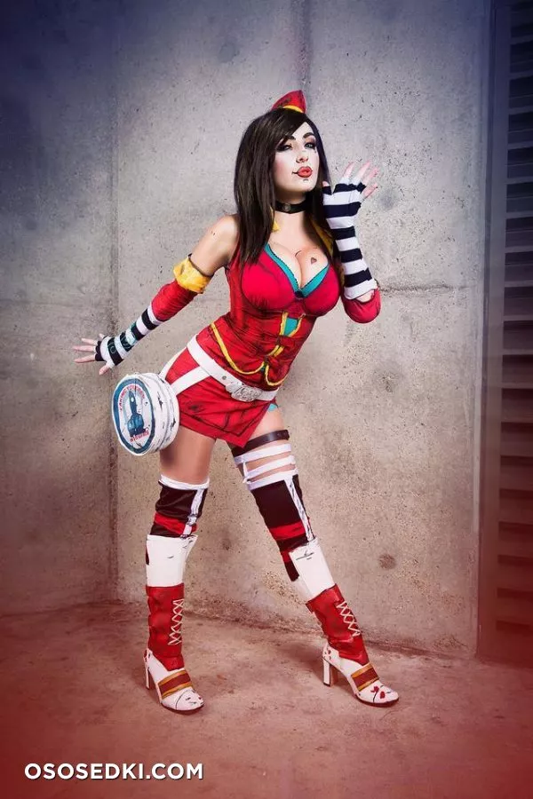 Mad Moxxi (Borderlands 2) - 11