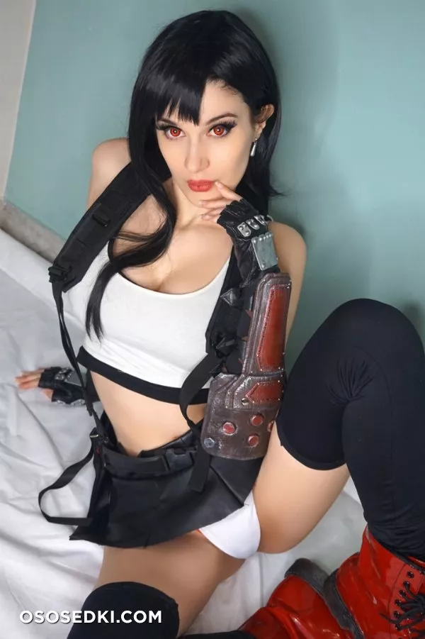Meryl Sama - Tifa Remake - 25