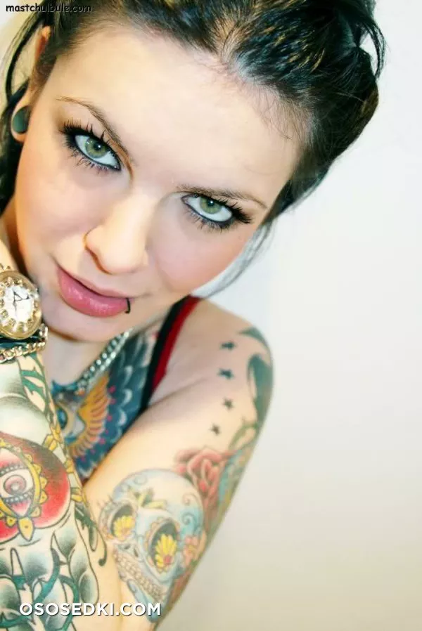 Inked Girls IV - 18