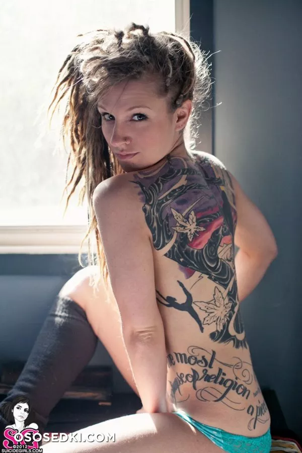 Damsel - Lucy Ford - 25