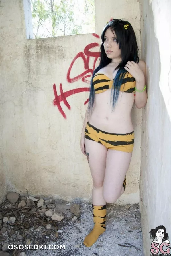 Voly - The Invader Girl - 9