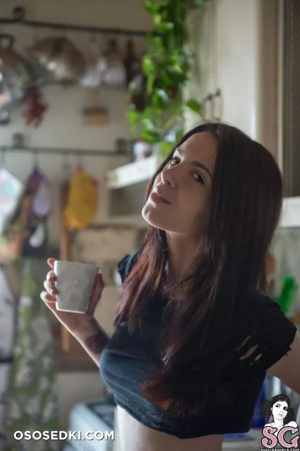 Tanyabat - In The Kitchen - 12
