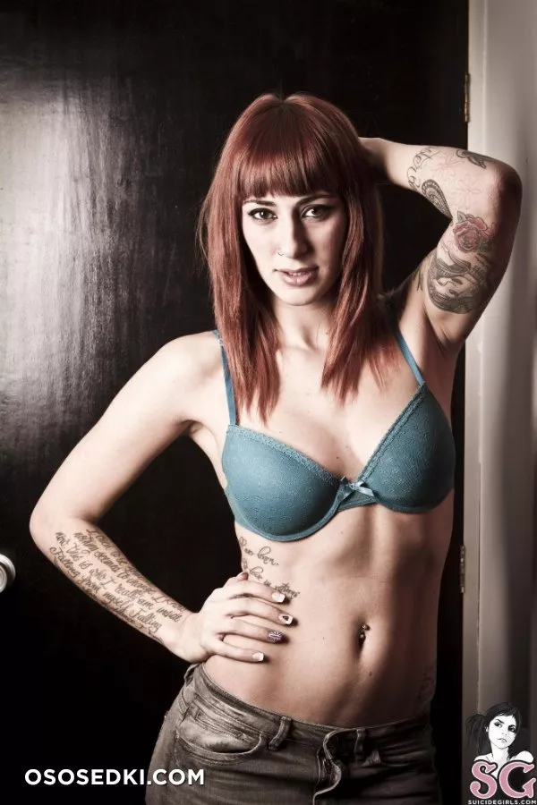 Kellybabydoll - Red Wall Sex - 13