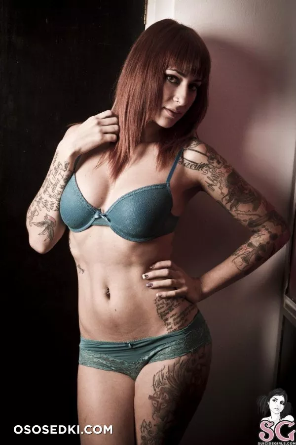 Kellybabydoll - Red Wall Sex - 26