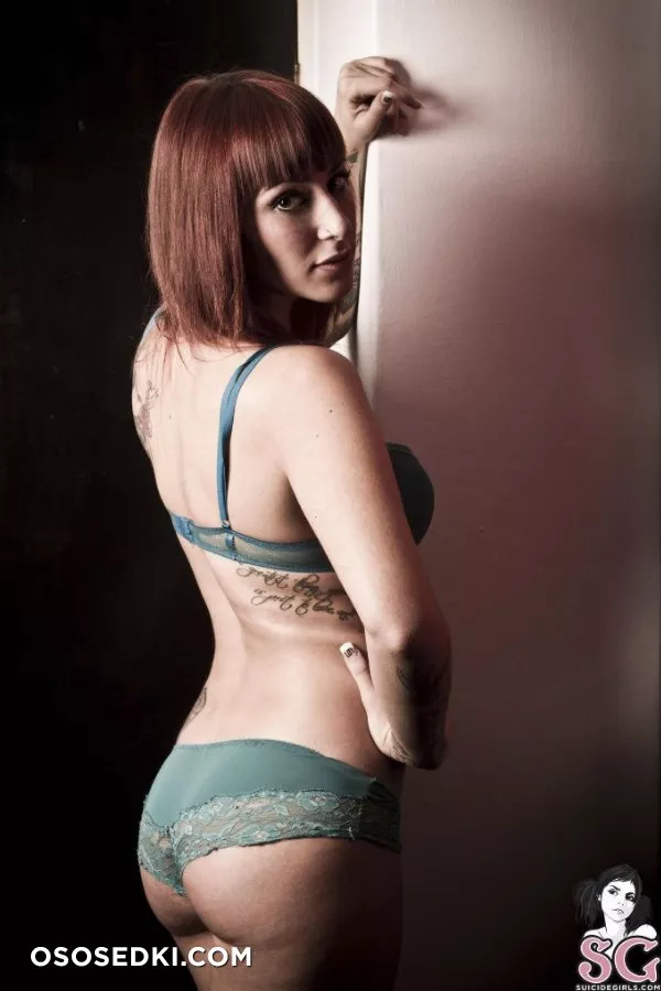 Kellybabydoll - Red Wall Sex - 27
