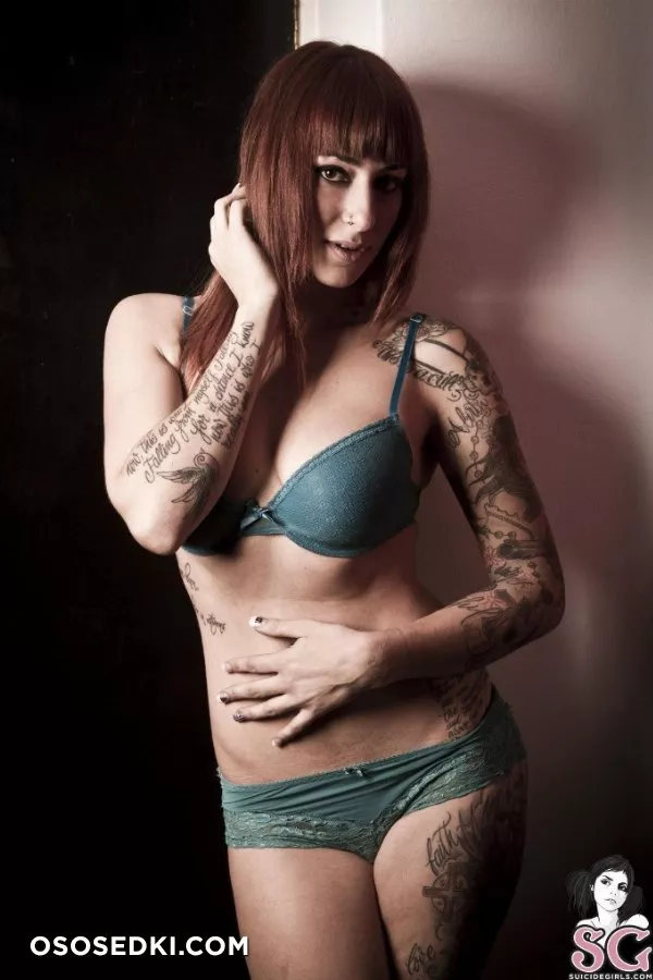 Kellybabydoll - Red Wall Sex - 30