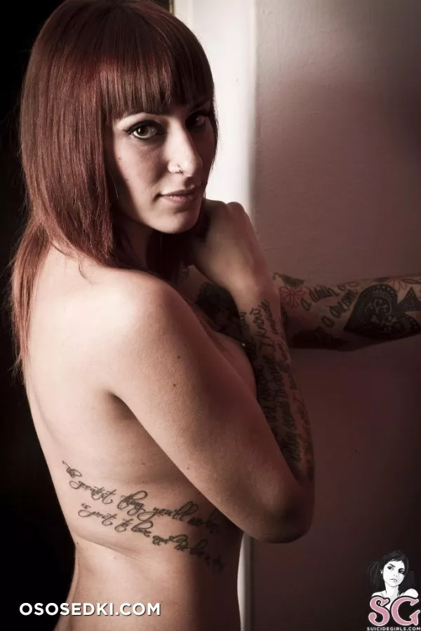 Kellybabydoll - Red Wall Sex - 41