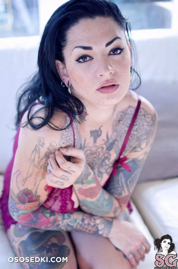 Christina - Boss - 13