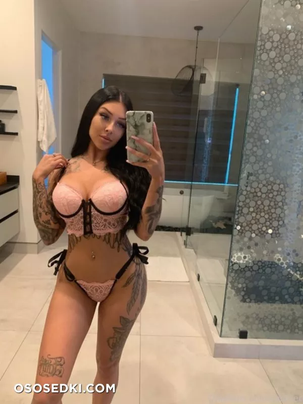 Valerie Cossette - 37