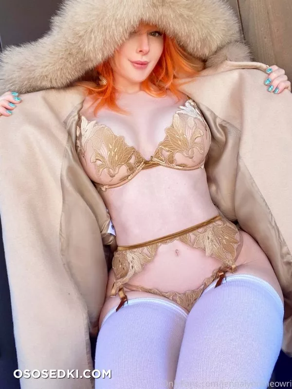 Jenna Lynn Meowri - 325