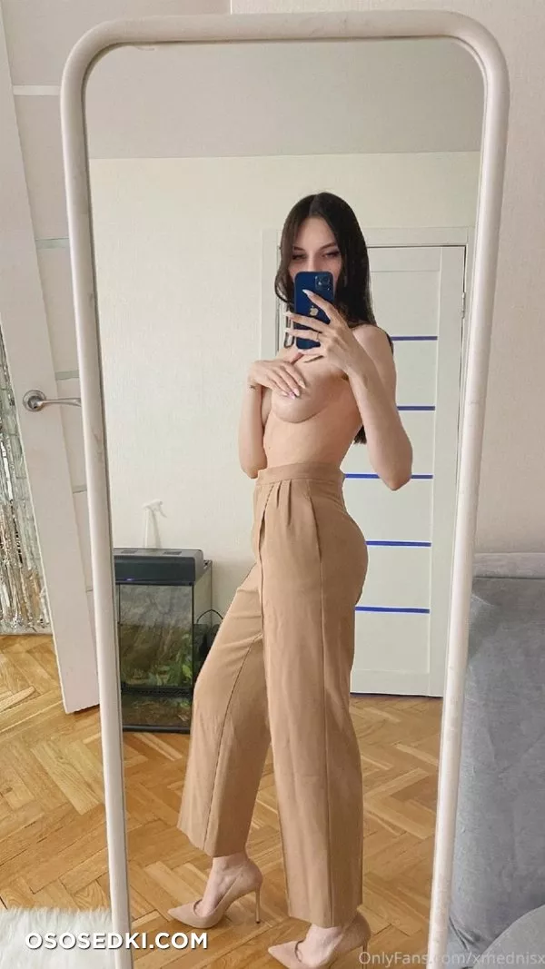 Vika Mednis - 31