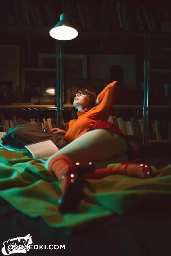 Jenna Lynn Meowri - 27