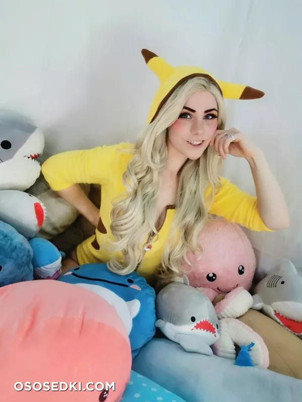 Bukkit (Linda) Brown - Pikachu cosplay set - 1