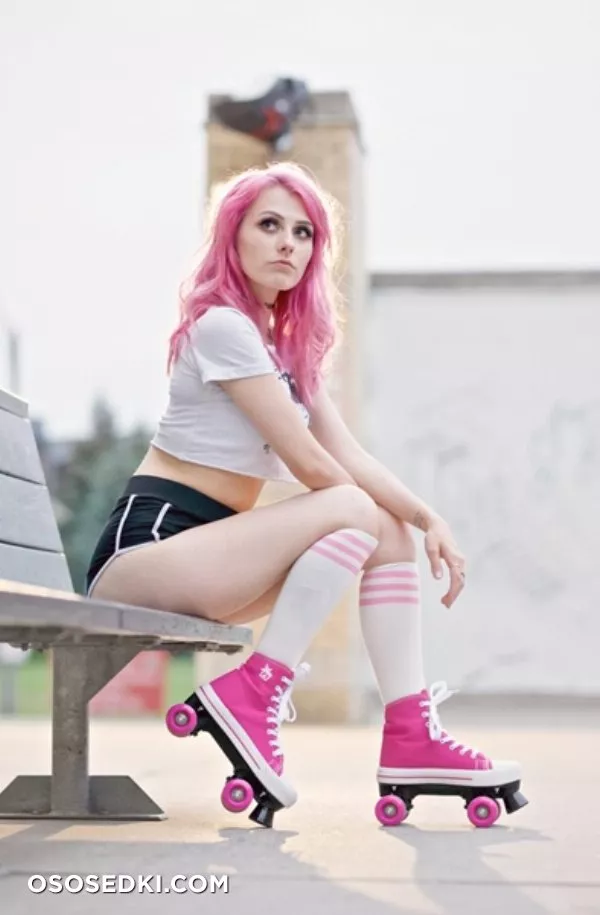 Rolyatistaylor - 1