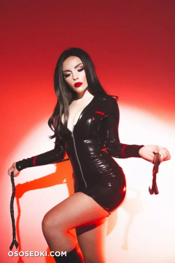 Katyuska Moonfox erotic patreon cosplay set - 9