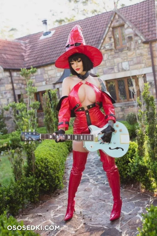 Katyuska Moonfox - erotic patreon cosplay set - 12