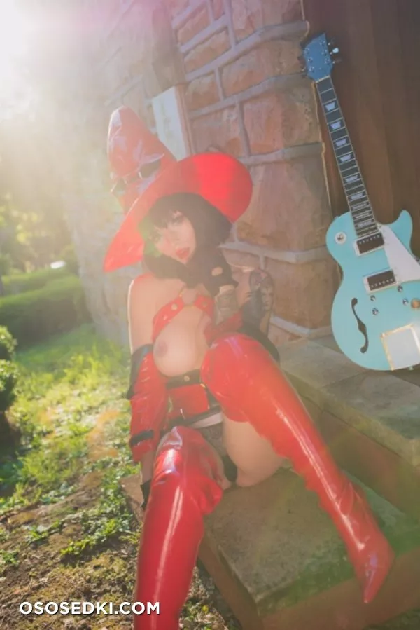 Katyuska Moonfox - erotic patreon cosplay set - 22