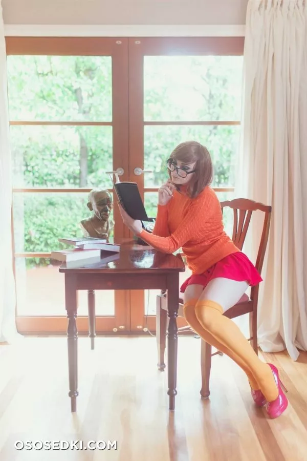Kayla Erin | Scooby Doo | Velma Dinkley - 6