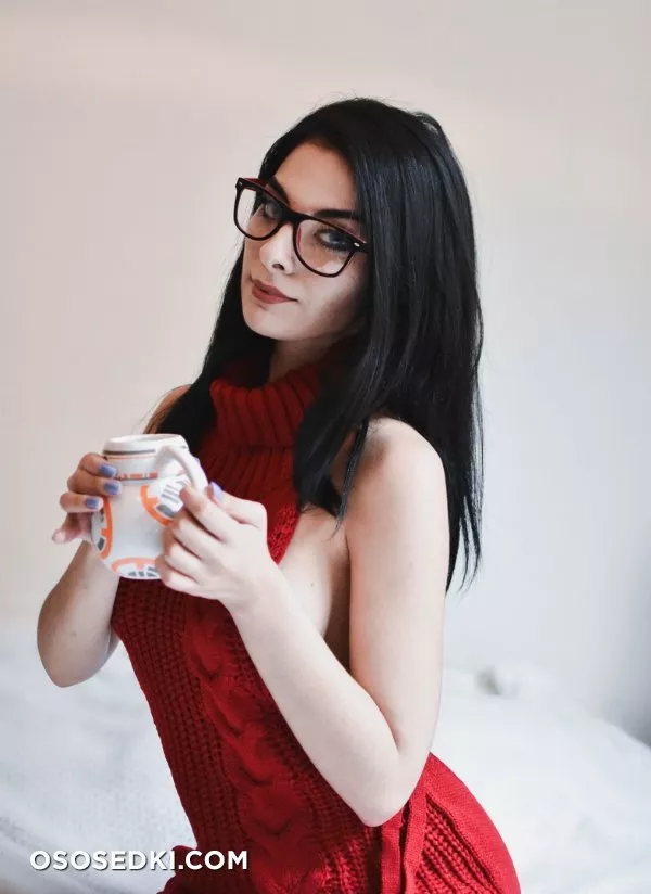 Valentina Kryp - Red Virgin Killer patreon cosplay set - 1