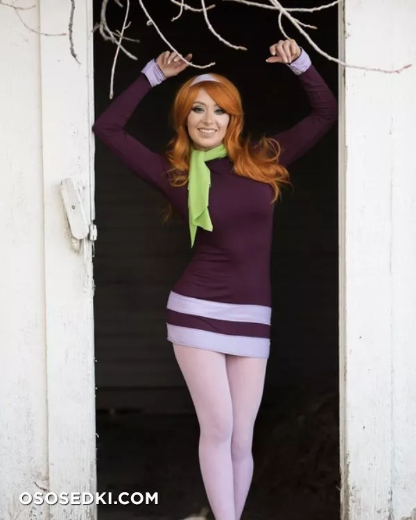 Kate Sarkissian - Daphne erotic patreon cosplay set - 22