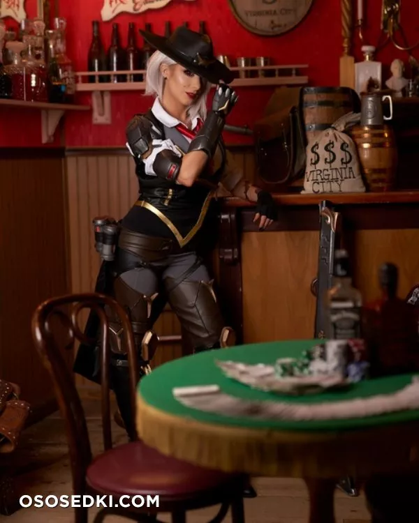 Kate Sarkissian - Ashe erotic patreon cosplay set - 1