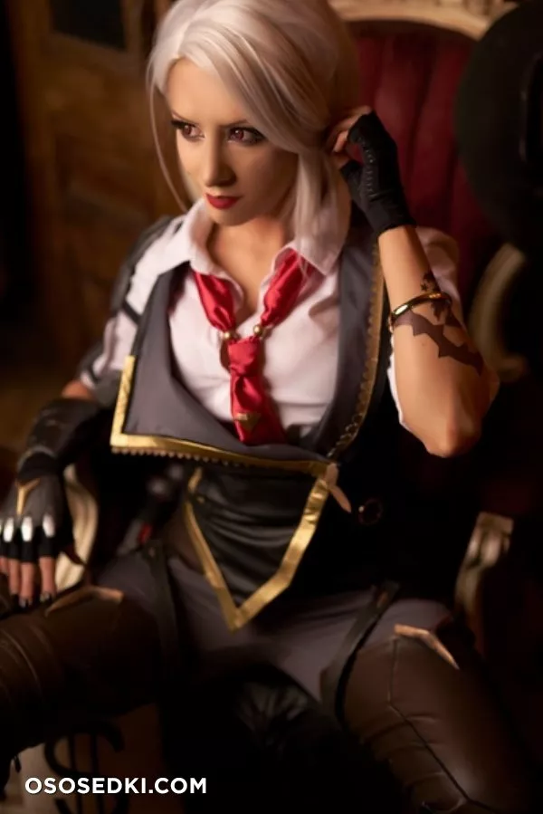 Kate Sarkissian - Ashe erotic patreon cosplay set - 25