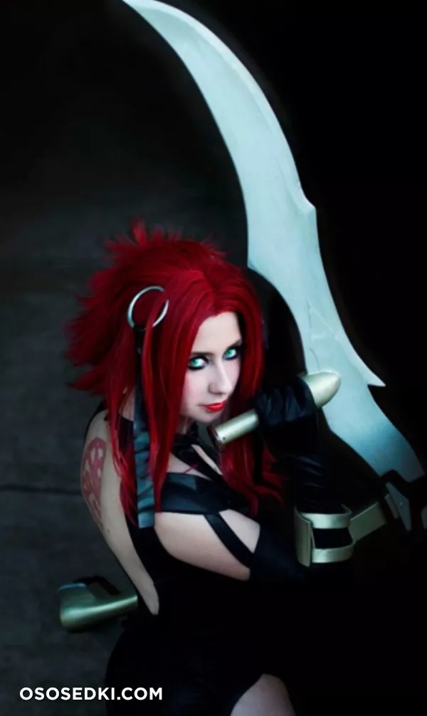 Giu Hellsing - BloodRayne cosplay set - 6