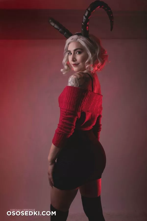 Luxlo - Chilling Adventures of Sabrina cosplay - 16