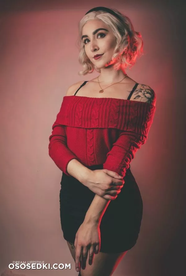 Luxlo - Chilling Adventures of Sabrina cosplay - 17