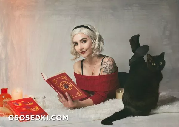 Luxlo - Chilling Adventures of Sabrina cosplay - 30