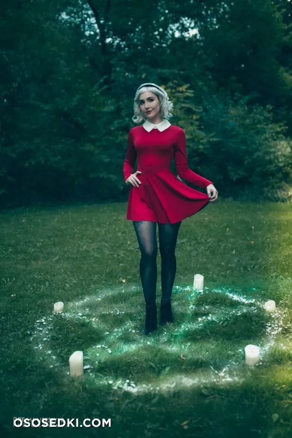 Luxlo - Chilling Adventures of Sabrina cosplay - 38