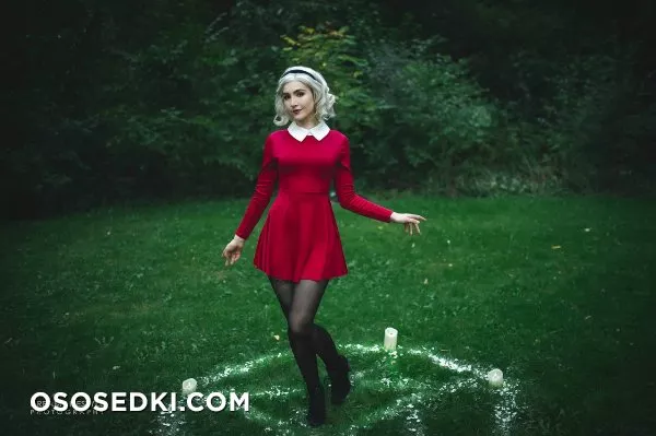 Luxlo - Chilling Adventures of Sabrina cosplay - 41