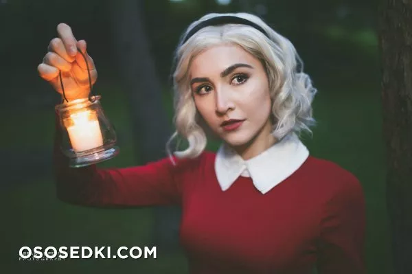 Luxlo - Chilling Adventures of Sabrina cosplay - 45
