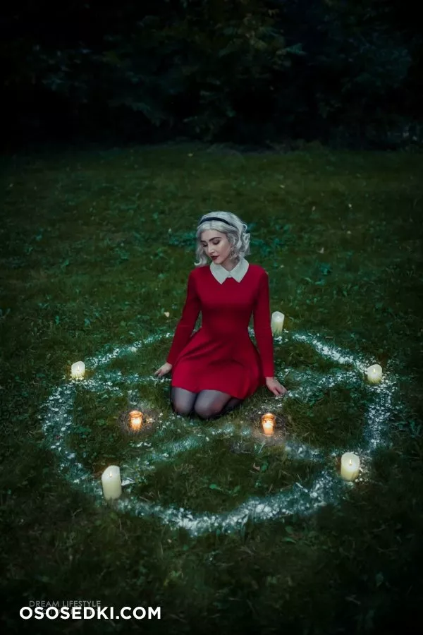 Luxlo - Chilling Adventures of Sabrina cosplay - 49