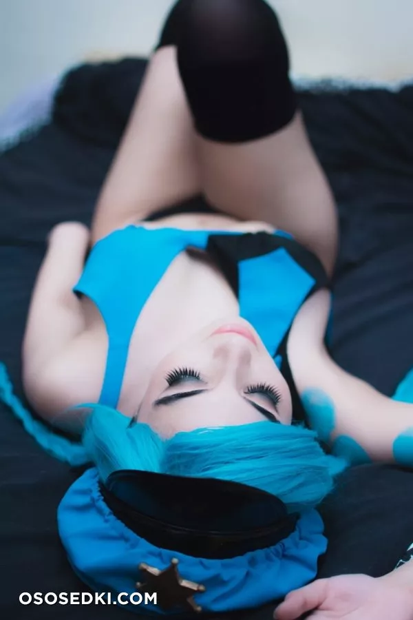 Valentina Kryp - Officer Jinx - erotic patreon cosplay set - 10