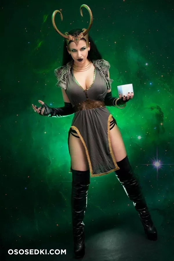 Giada Robin -  Loki (Avengers) patreon cosplay set - 11