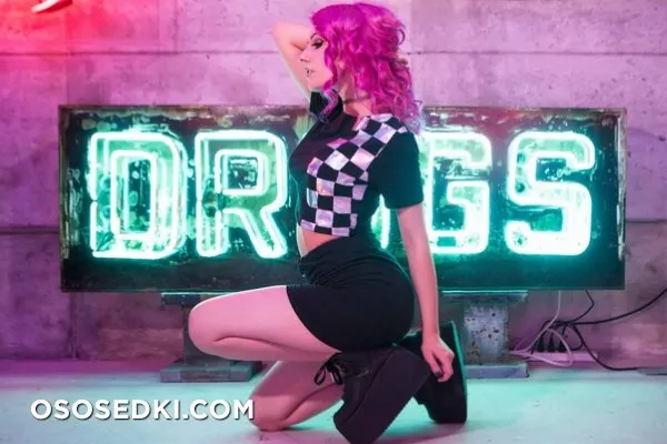 Rolyatistaylor - Neon Demon patreon cosplay set - 14