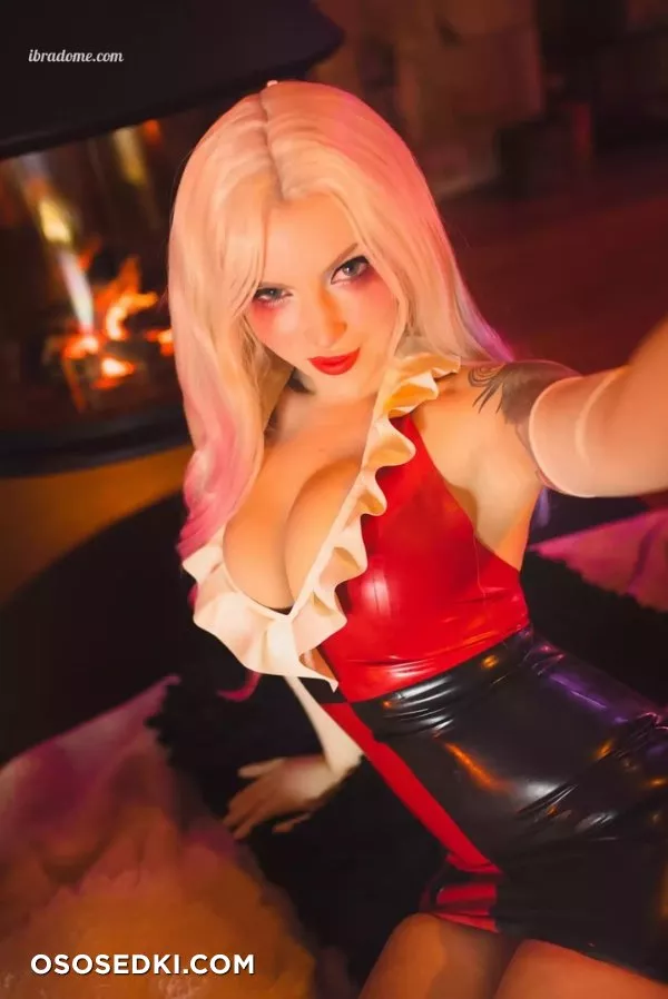Moonfox - Harley Quinn patreon cosplay set - 2