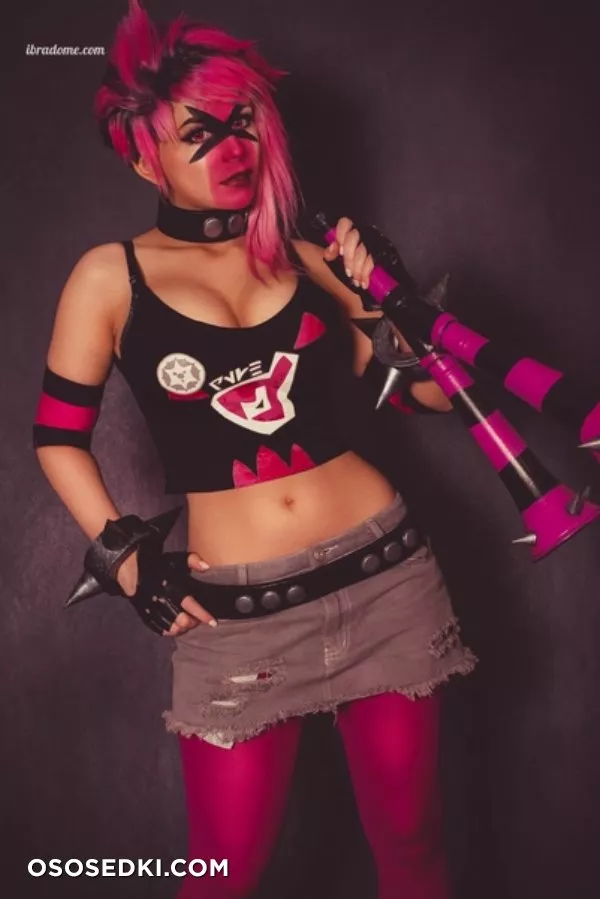 Danielle Beaulieu - patreon/onlyfans erotic cosplay set - 6
