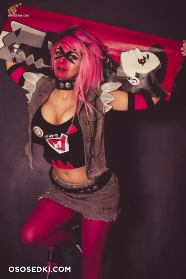 Danielle Beaulieu - patreon/onlyfans erotic cosplay set - 7