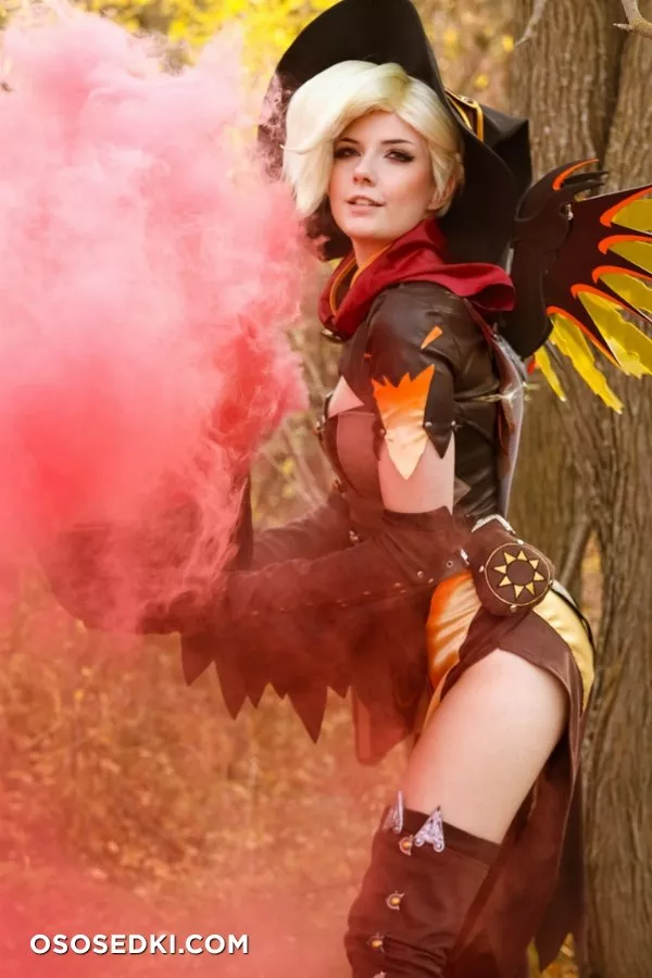 Meggii cosplay - Witch Mercy patreon cosplay set - 20