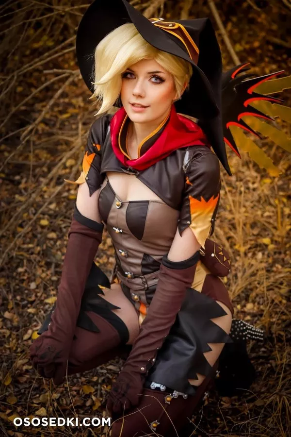 Meggii cosplay - Witch Mercy patreon cosplay set - 38
